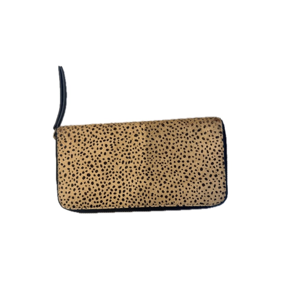 Lucky Brand Cheetah Print‎ Wristlet Wallet Clutch Cosmetic Bag
